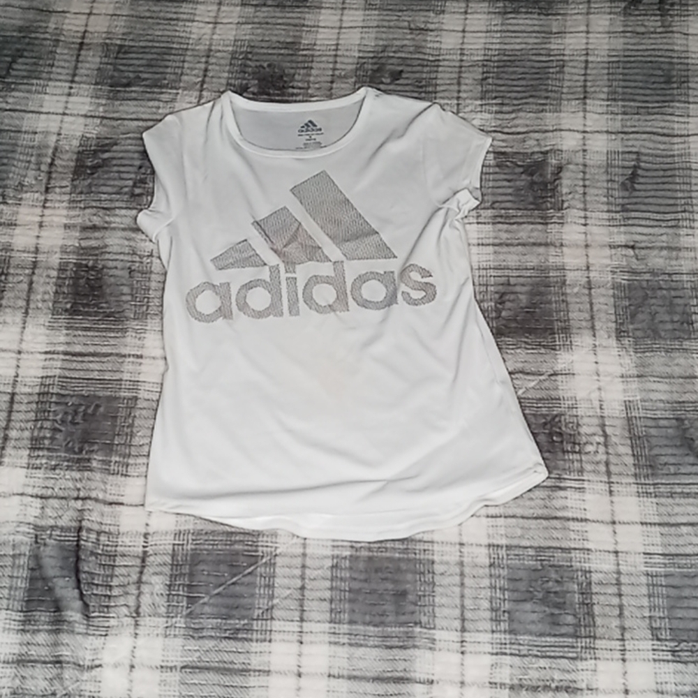 WHITE ADIDAS T-SHIRT